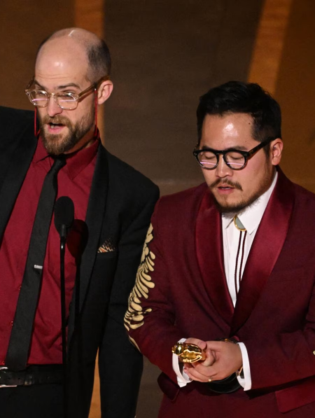 Guillermo del Toro recibe su tercera estatuilla en unos Oscars dominados por ‘Everything Everywhere All At Once’