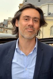 Emmanuel Mouret