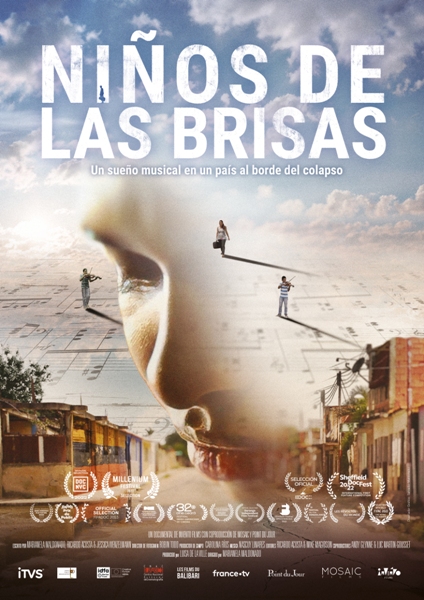 ‘El salto de los ángeles’ y ‘Niños de Las Brisas’ premiadas en el Festival ELCO